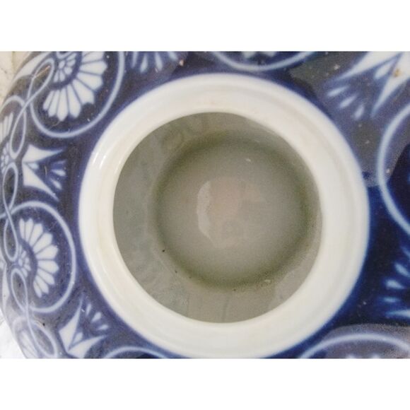 Bombay Company Blue & White Porcelain Teapot Black Handle Floral W/Strainer/Lid - Picture 4 of 7